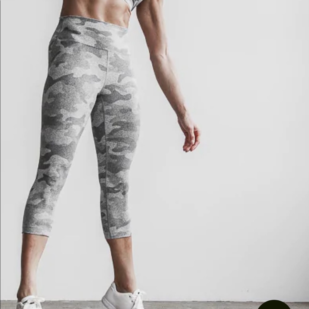 NOBULL CROP LEGGINGS WHITE CAMO